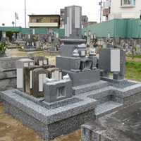 多数の個人・夫婦墓をまとめる